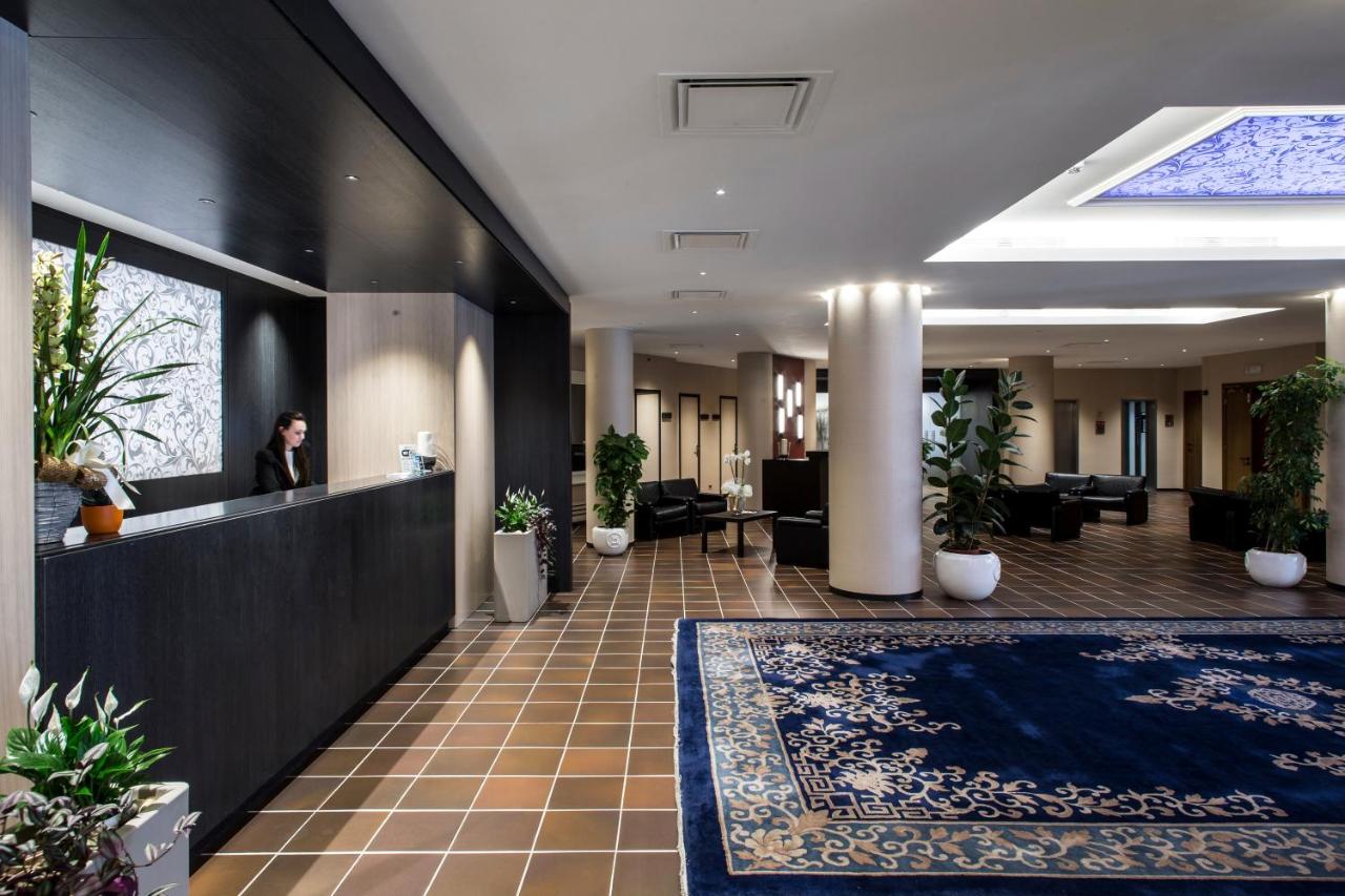 Hotel Mirage