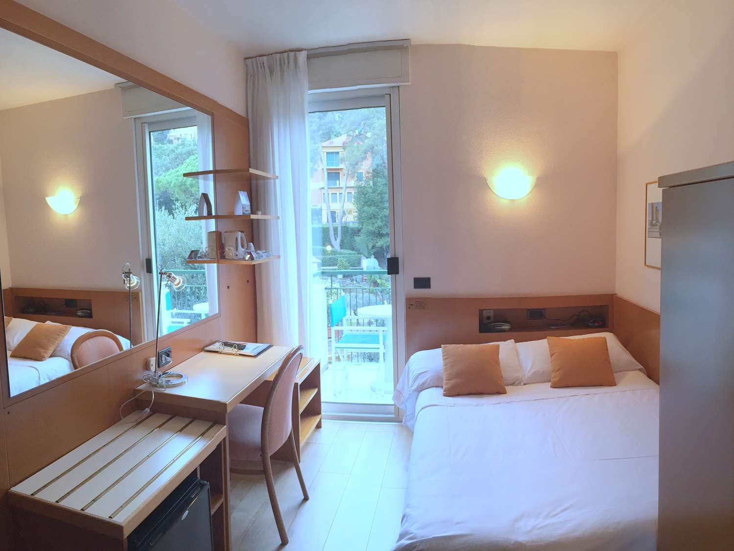 1 Single Bed, Garden View