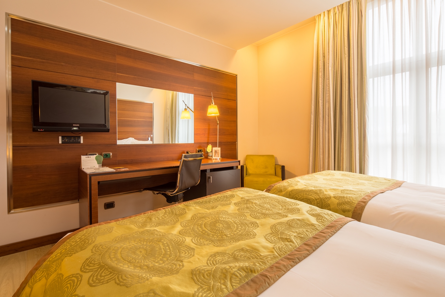 2 Single Beds, Superior Room, Parquet, Direct Access To Spa Area, Free Garage