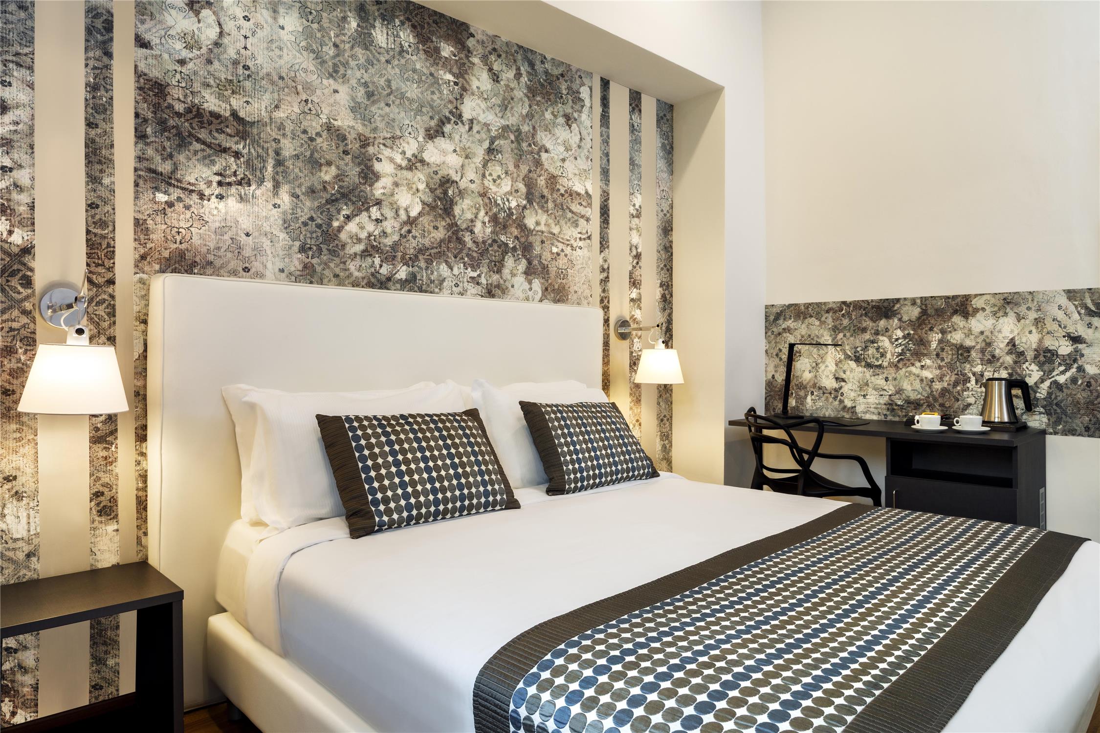 1 Queen Bed, Non Smoking Room, Standard Room
