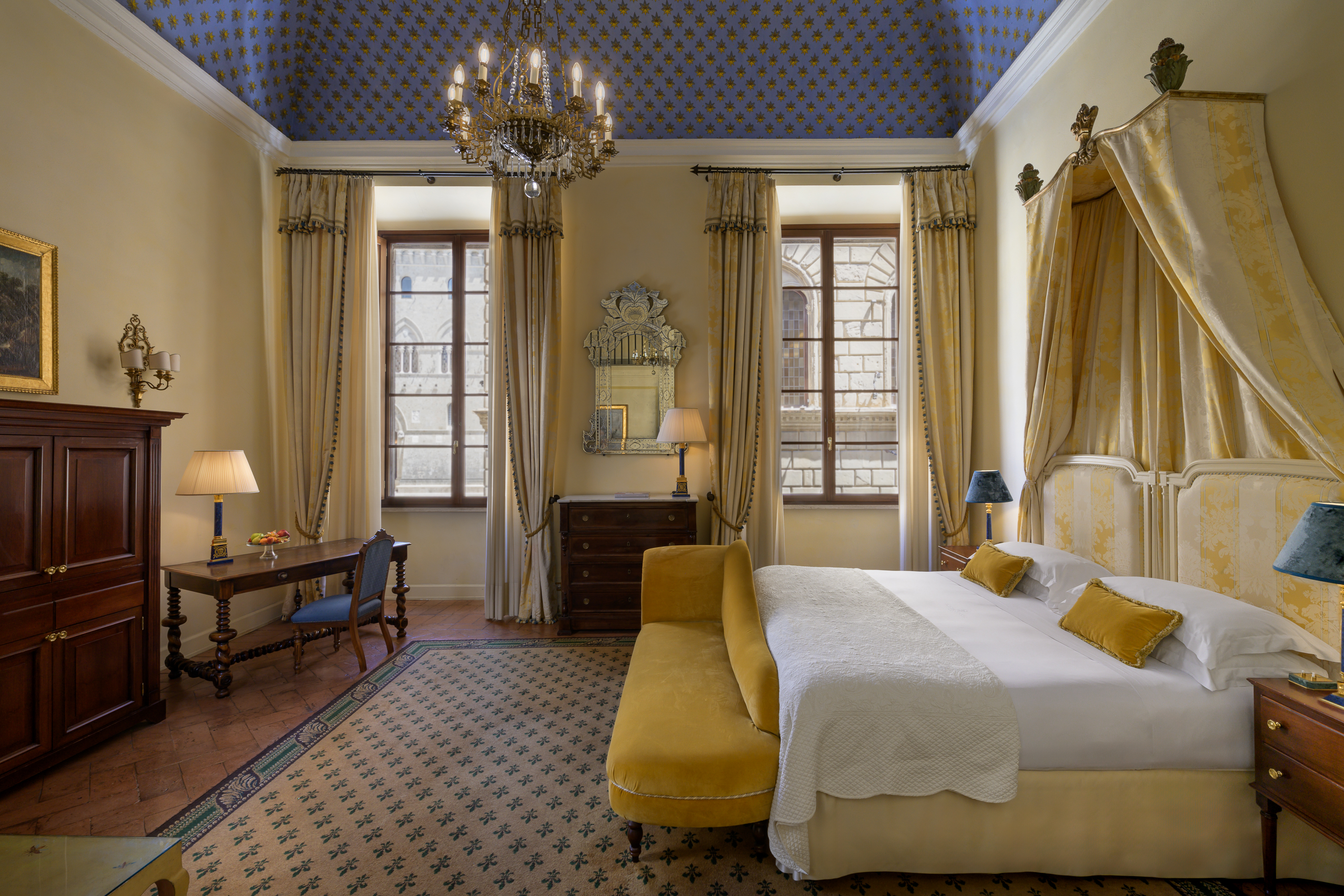 Noble Junior Suite