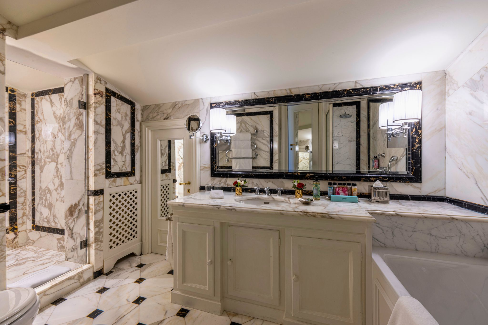 Panoramic Suite Helvetia