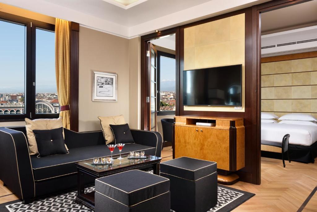 Suite with City View