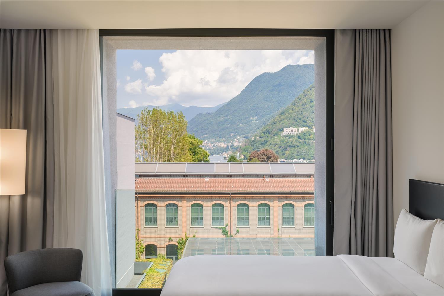 Camera Premium Twin Vista Lago