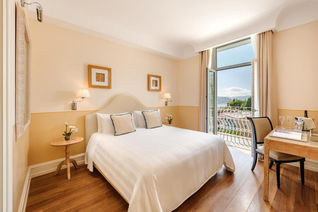 Camera Prestige Vista Mare Laterale